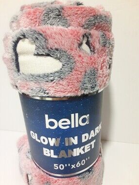 Glow In The Dark Hearts Blanket 50"x60" Black / Red / White Cozy Snuggle NEW NIP